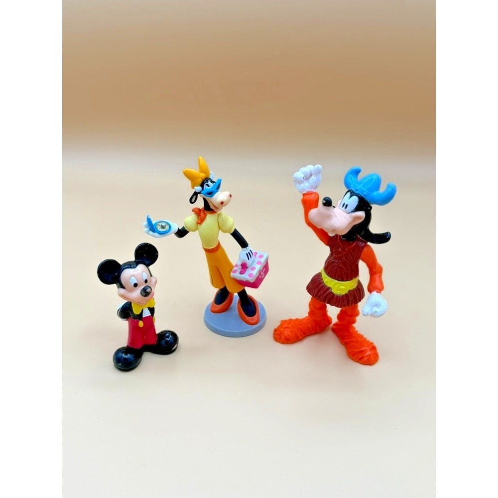 Disney Mickey Mouse Daisy Duck Goofy PVC Figure Lot of 3 Figurines